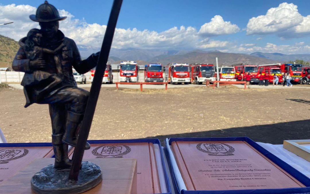 Cuerpo de Bomberos Colina-Lampa celebró su Sexagésimo Primer Aniversario