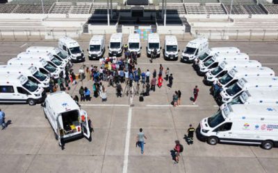 GORE Metropolitano entrega 69 modernas ambulancias para 28 comunas de la capital