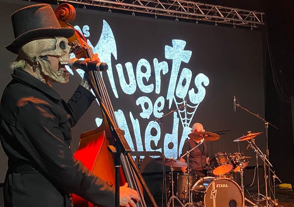 «Muertos de miedo» y «Sonny Boys» se presentan en Centro Cultural de Colina