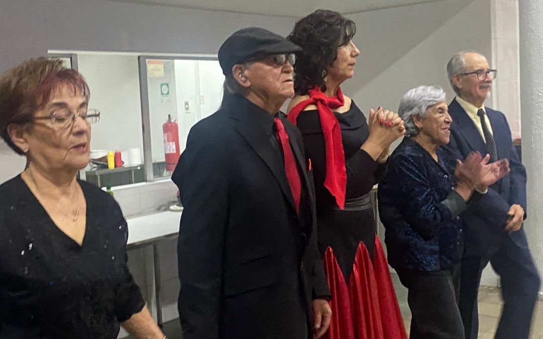 Música, unión y alegría se vivió en otra jornada de la tradicional Mateada del Club de Adulto Mayor «Amigos del Tango»