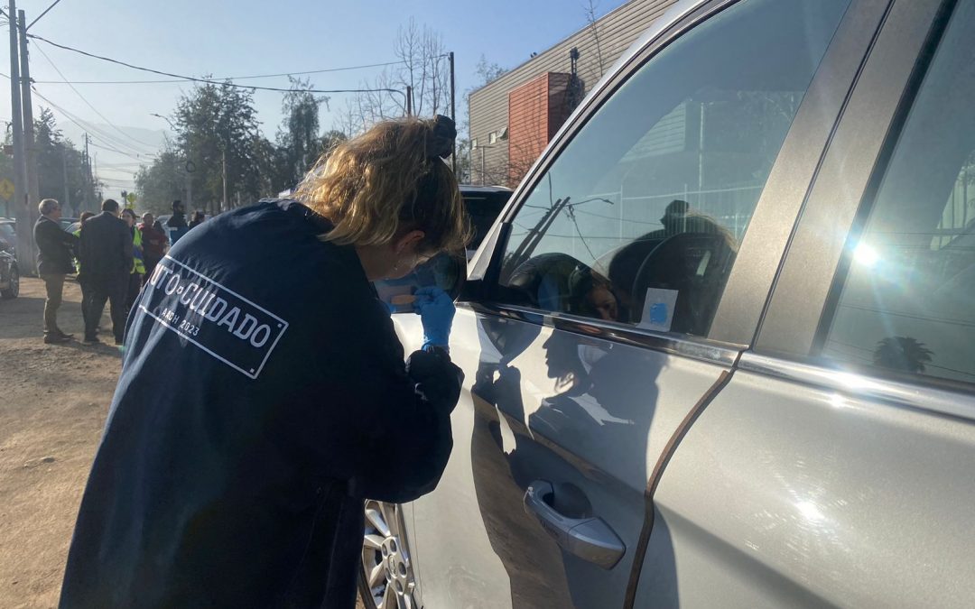 En el frontis del gimnasio municipal se lleva a cabo la actividad «Autocuidado»