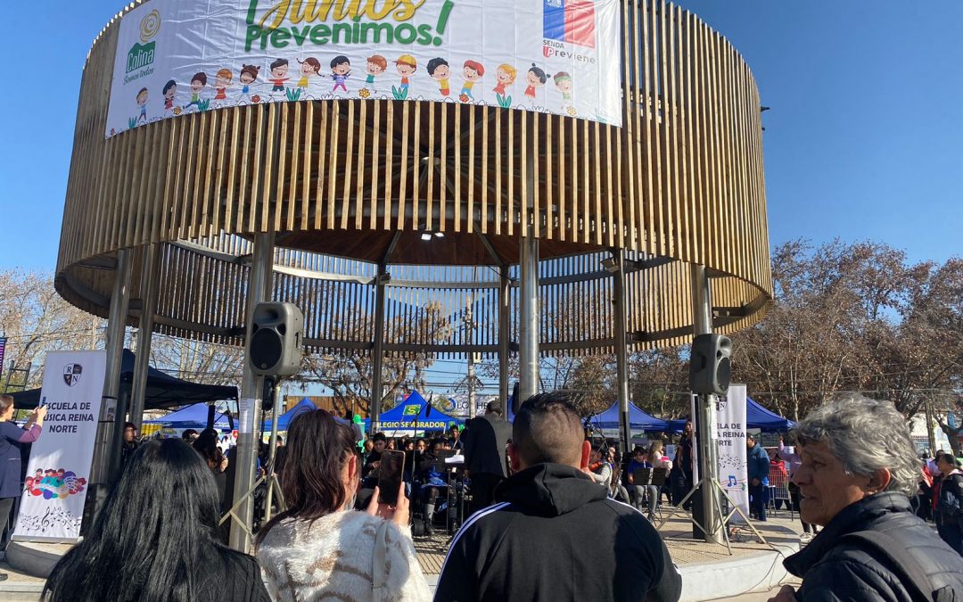 En Colina se conmemoró el Día de la Prevención con feria deservicios y show en vivo, en Plaza de Armas