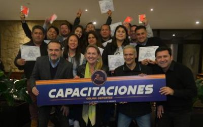 Ceremonia de Certificación de Cursos para Clubes Deportivos en Colina